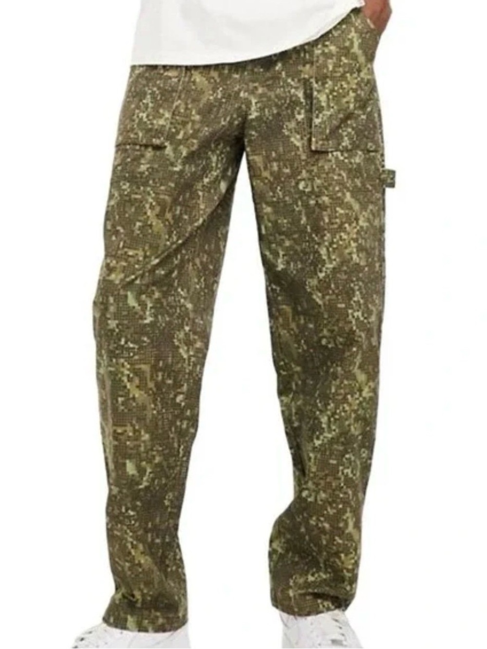 Men's Olive Digital Camo Cargo Pants - Casual Utility Style